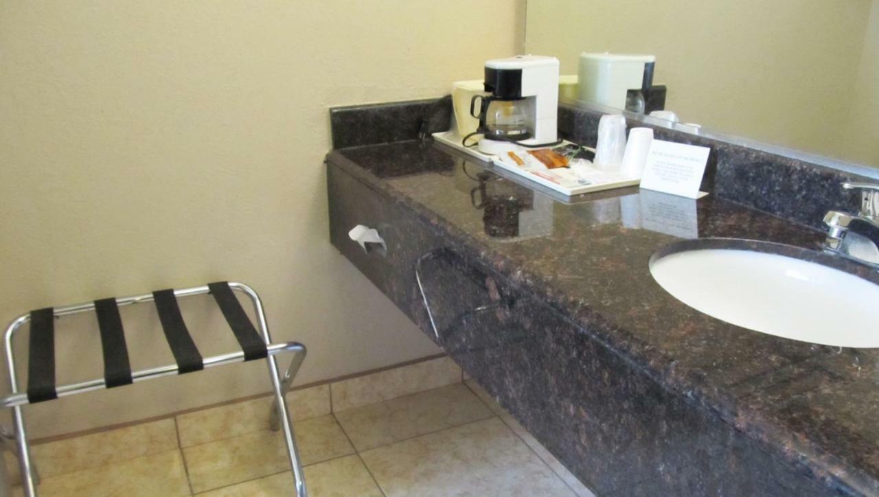 Magnuson Hotel Idabel Zewnętrze zdjęcie